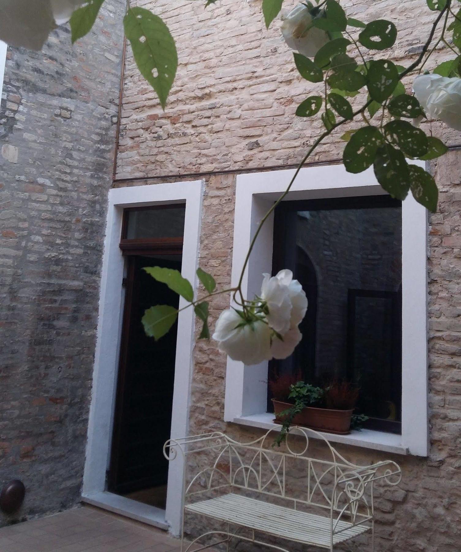 Appartamenti Ραβένα Εξωτερικό φωτογραφία